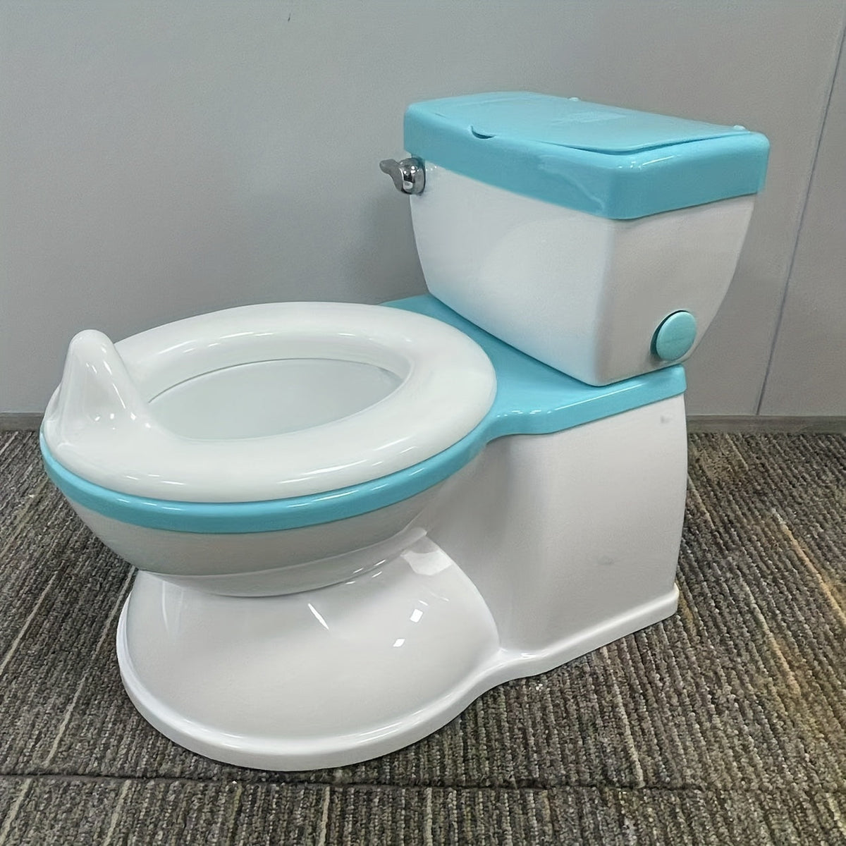 Realistic Toddler Potty Training Toilet with Flush Button & Anti-Slip Rubber Base, Detachable Baby Potty Chair with Splash Guard & Wipe Storage for Boys & Girls 18M+, Gray Blue & Pink