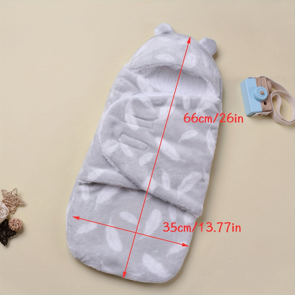 Newborn Flannel Baby Blanket, Soft Comfortable All-Use Autumn & Winter Outdoor Baby Blanket Towel for Infants, Gray Feather Blue Triangle & Pink Wave