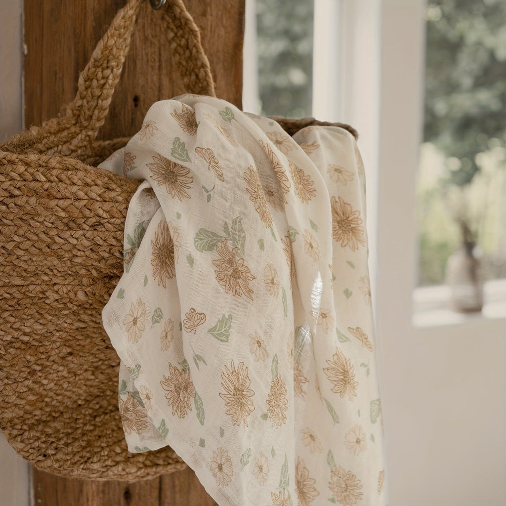 6-Piece Baby Muslin Blanket Set, Super Soft Receiving Blankets for Newborn Boys & Girls, 5 Designs Including Little Daisy Green Apple Cute Rabbit Cute Bear & White, Christmas Baby Gift Set