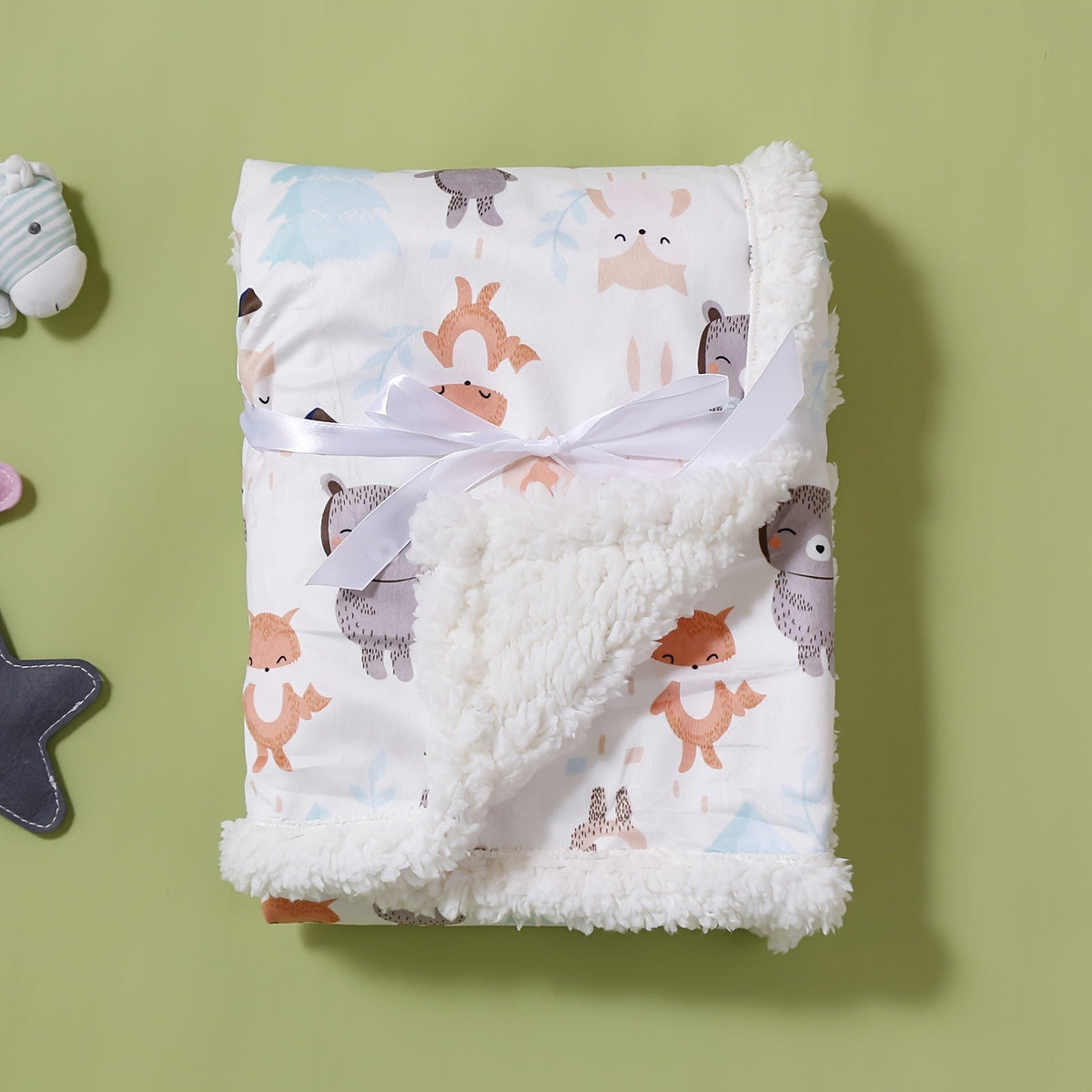Double-Layer Baby & Kids Blanket with Cute Animal Prints, Soft Thick Polyester Throw for Infants & Toddlers, Machine Washable Spring Autumn Blanket for Boys & Girls, Baby Shower Gift
